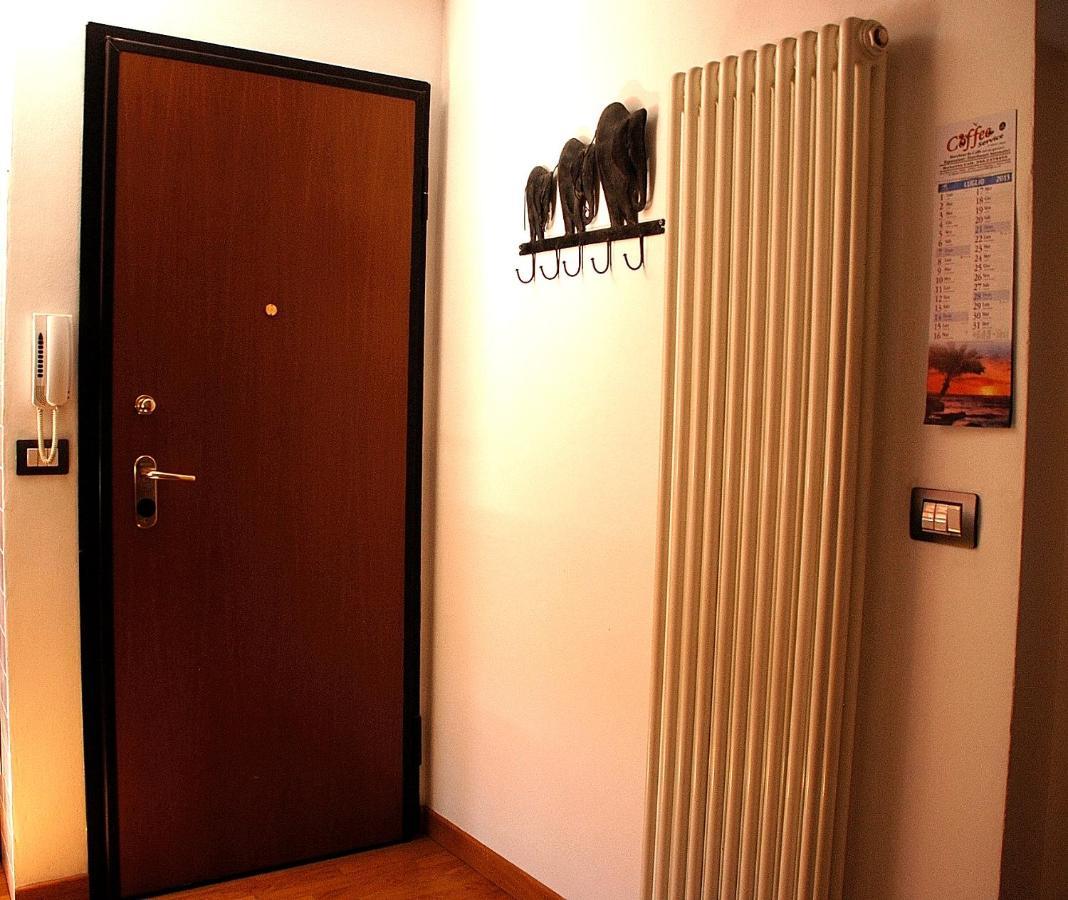 Pisolo In Citta Casa Vacanze Nel Centro Storico โบโลญญา ภายนอก รูปภาพ